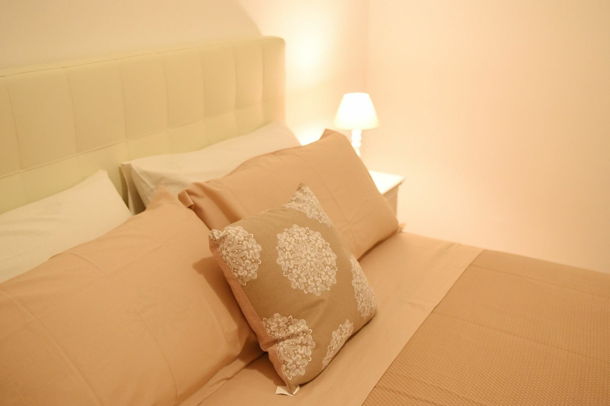 B&B Bonnes Suites Naples Exterior photo
