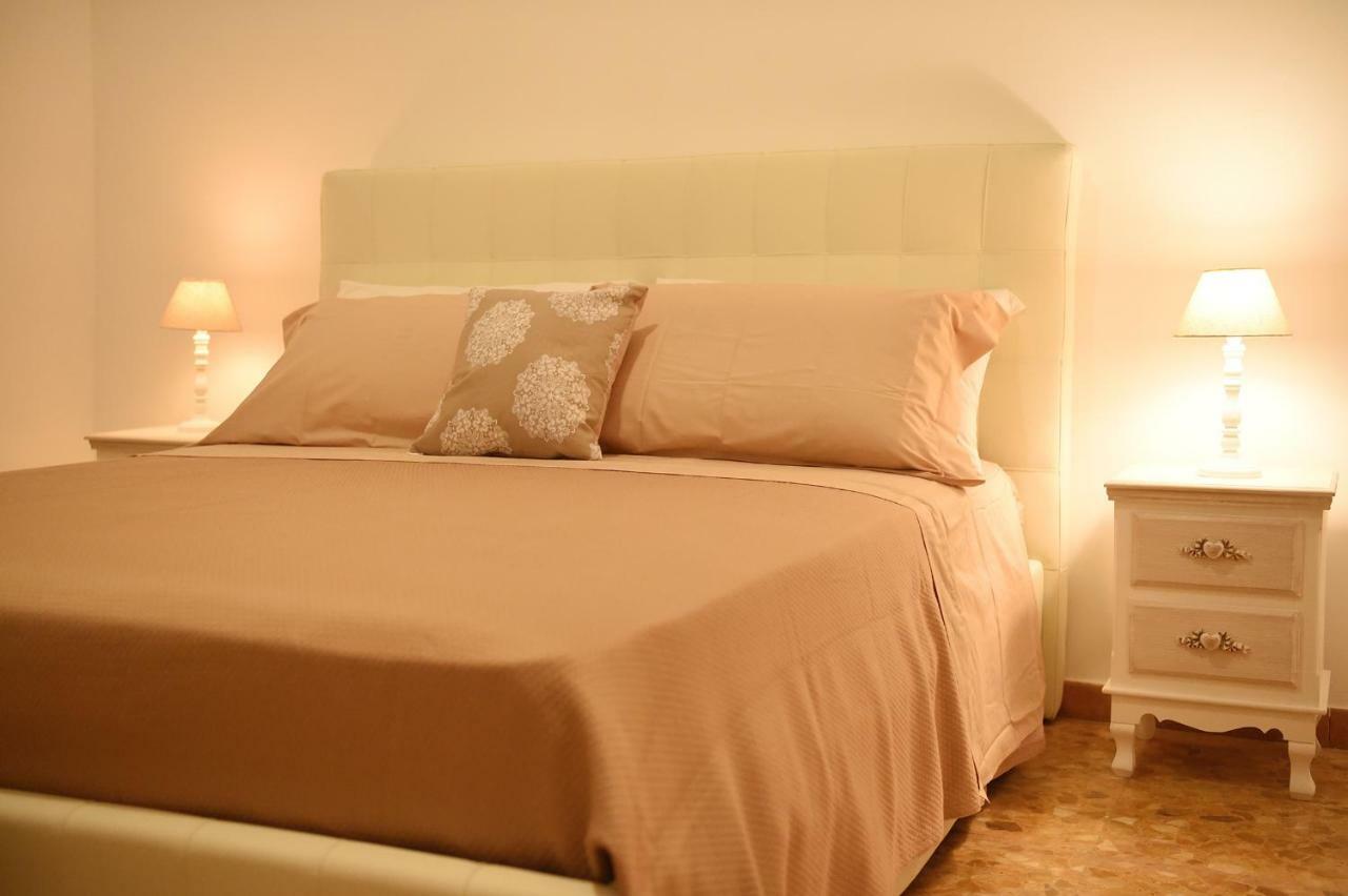 B&B Bonnes Suites Naples Exterior photo